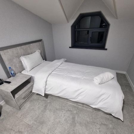 Revel Hotel Tashkent Ngoại thất bức ảnh
