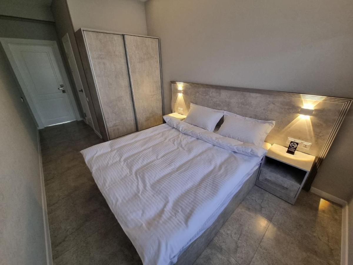 Revel Hotel Tashkent Ngoại thất bức ảnh